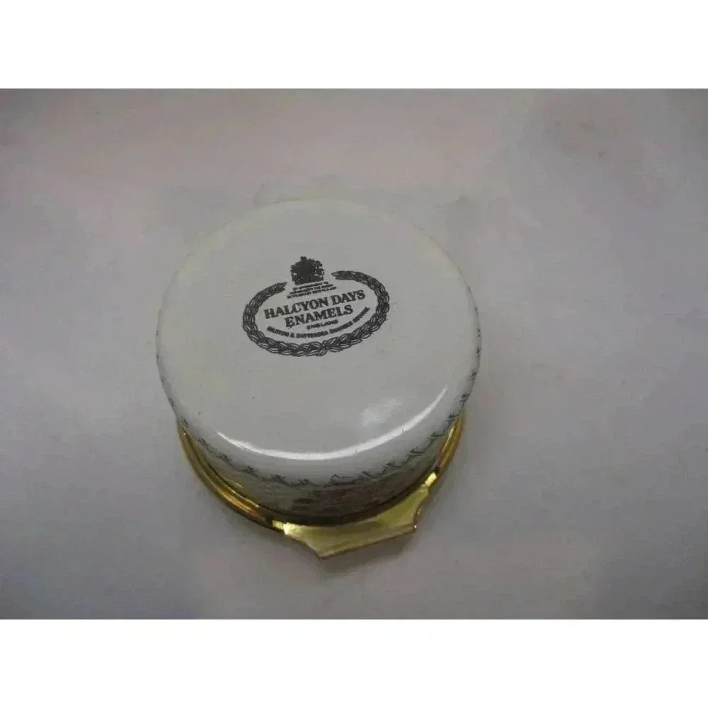 Enamel Box Halcyon Days Valentines Day 1984‎ Jewelry Trinket lovers Mother's day